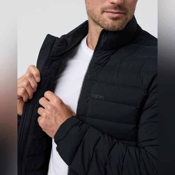 NWT Vuori Steadfast Insulated Full Zip Jacke
Men's Jacket size  L - Picture 3 of 9